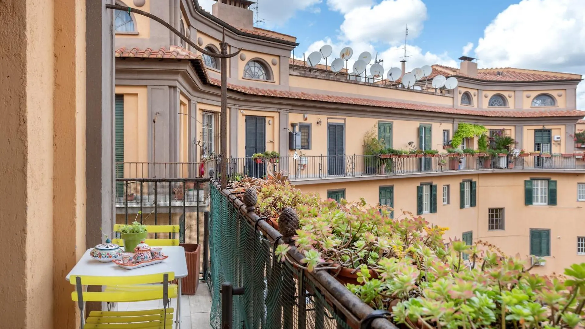 Andreoli 2 Apartment Rooftop Rome Italy
