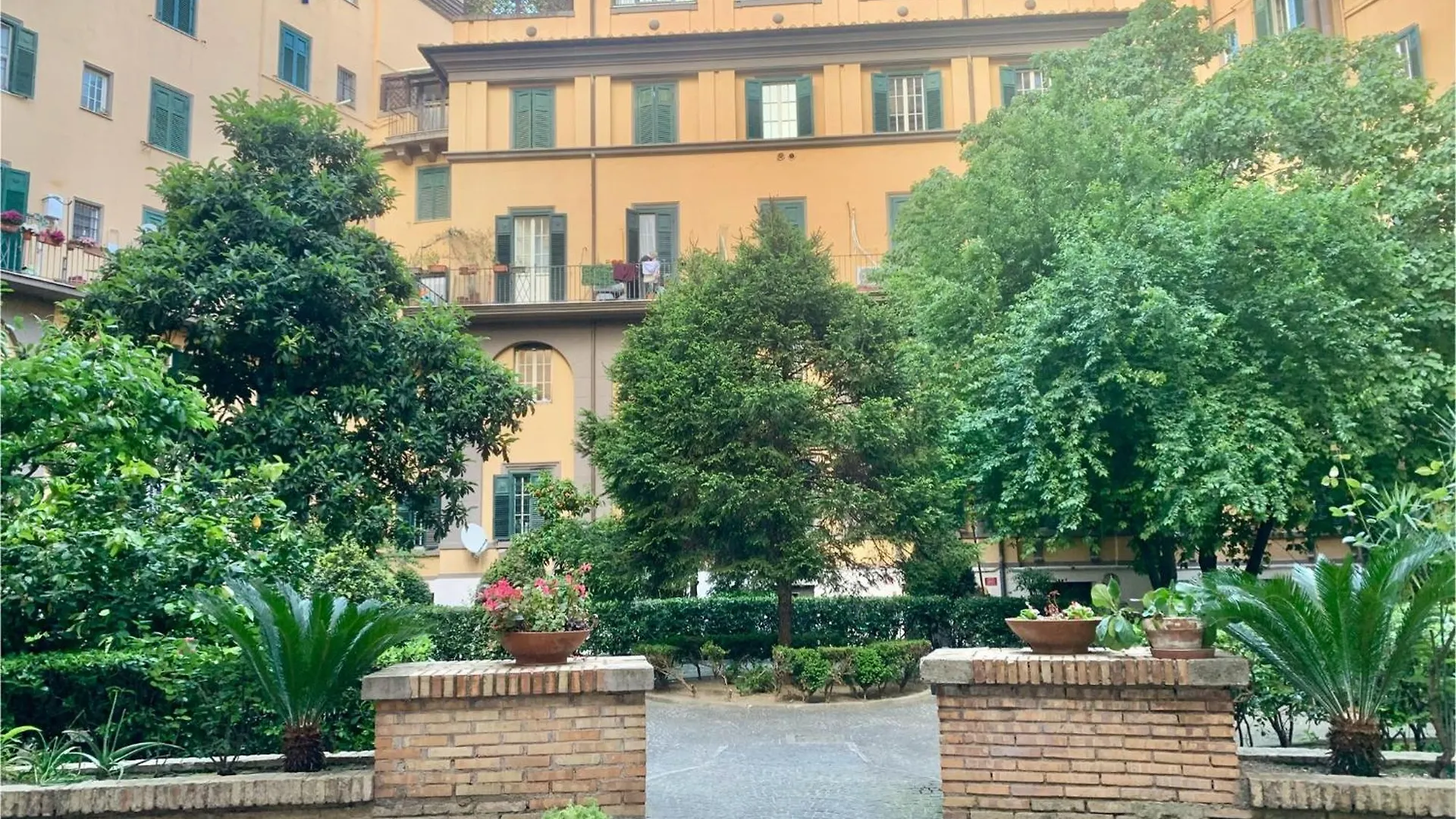 Andreoli 2 Apartment Rooftop Rome
